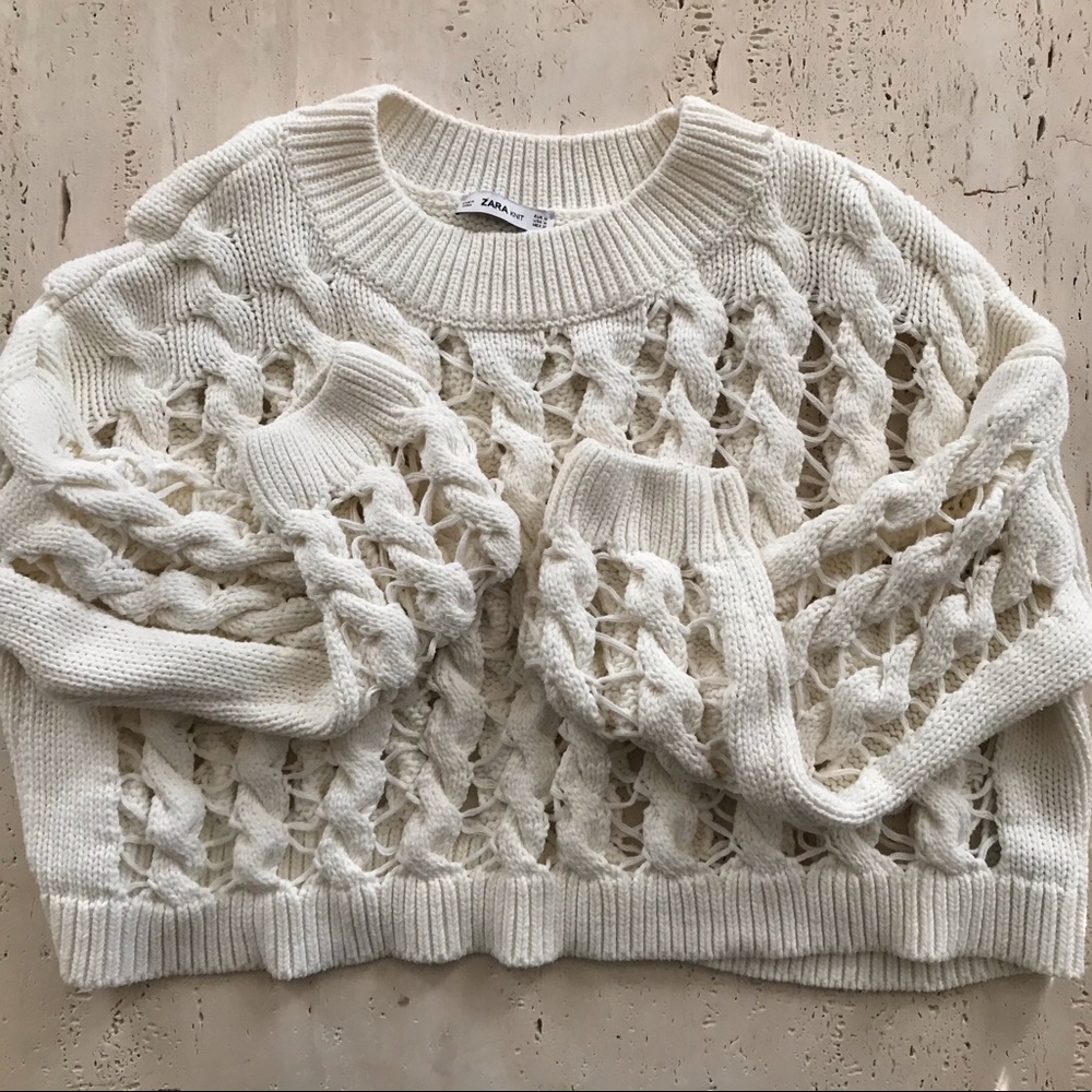 Zara Loose Knit Cropped Sweater